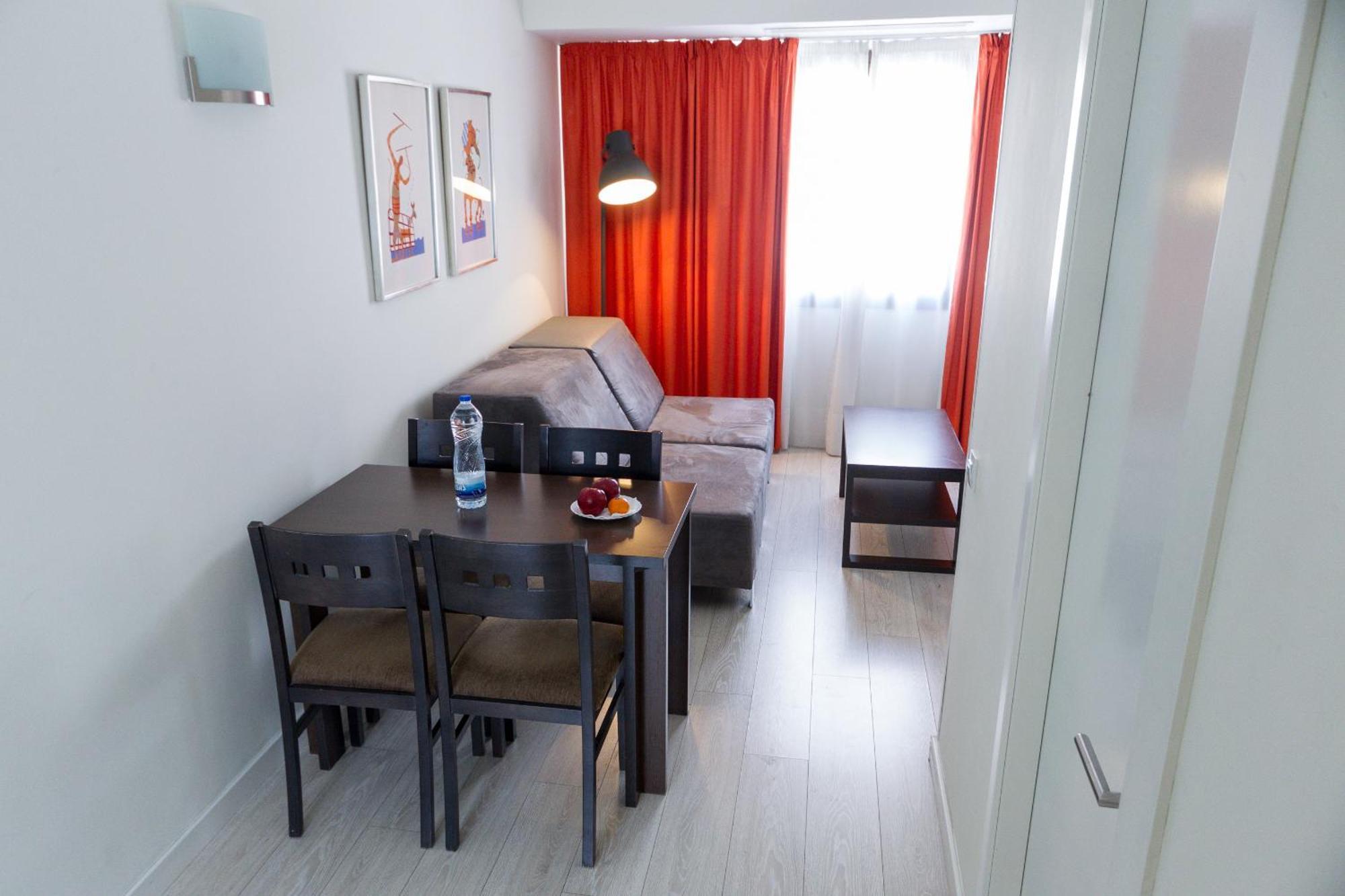 Apart-hotel Recoletos 3*